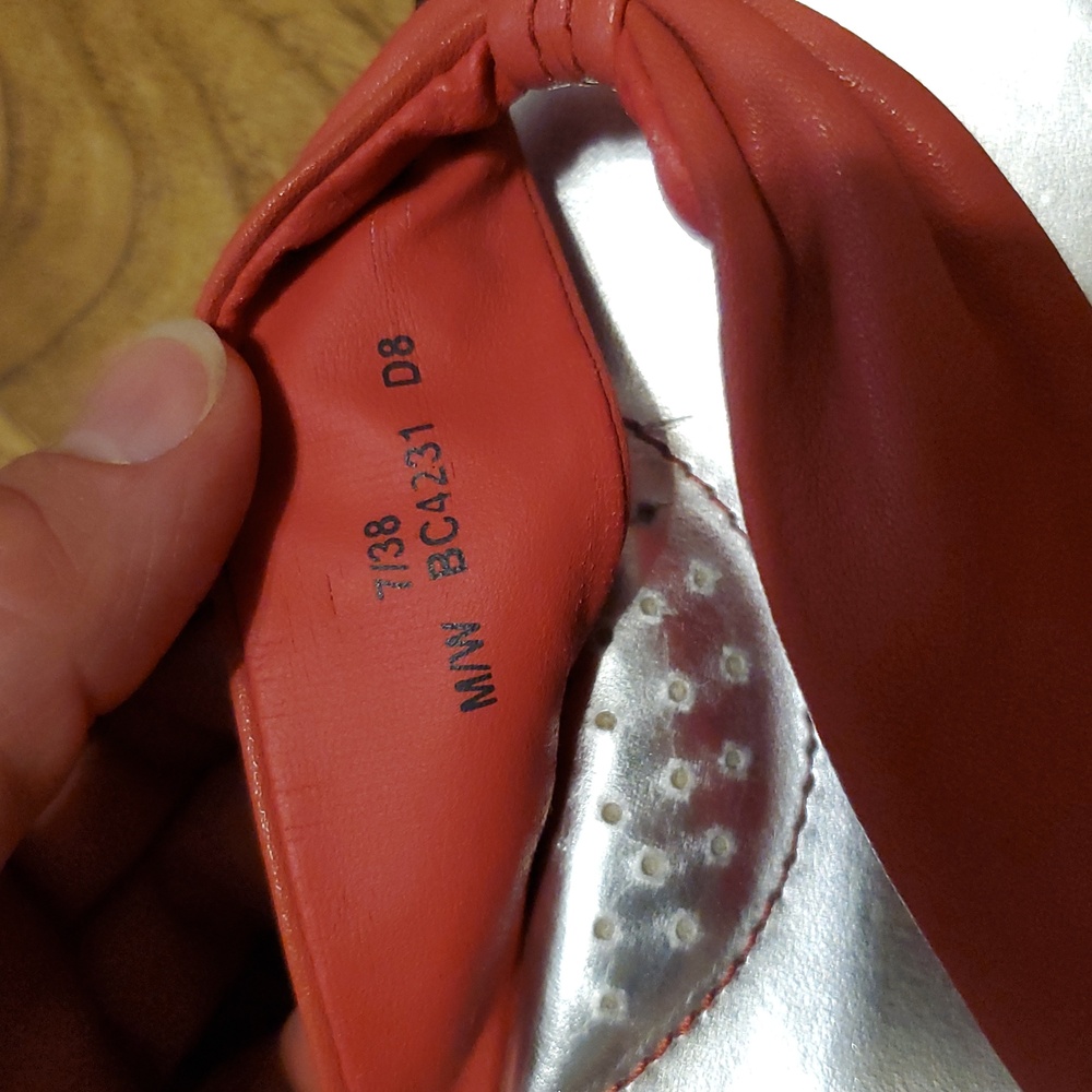b.o.c. Born Concept Women's Coral And Silver Thong Sandals Flip Flops Size 7 - Picture 7 of 14